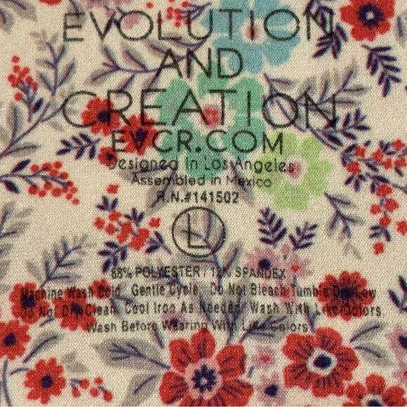 EVOLUTION AND CREATION Athletic Shorts Women’s L Red Purple Floral Side Pocket. - Picture 6 of 8